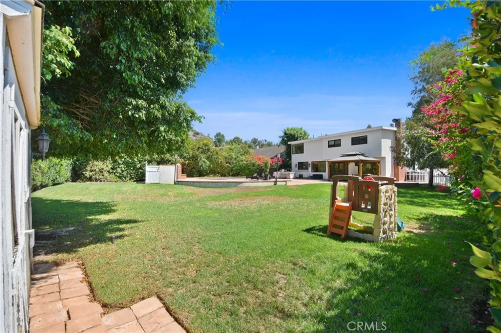 7145 E Grovewood Lane Orange Park Acres, CA 92869