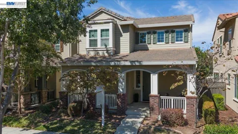 319 W Aventino Ave