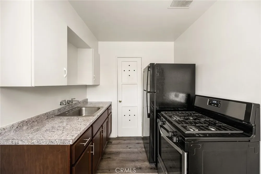 124 W Adele Anaheim, CA 92805