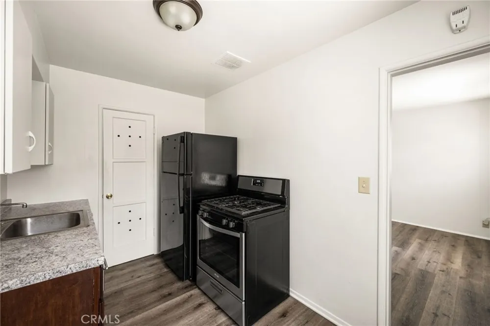 124 W Adele Anaheim, CA 92805