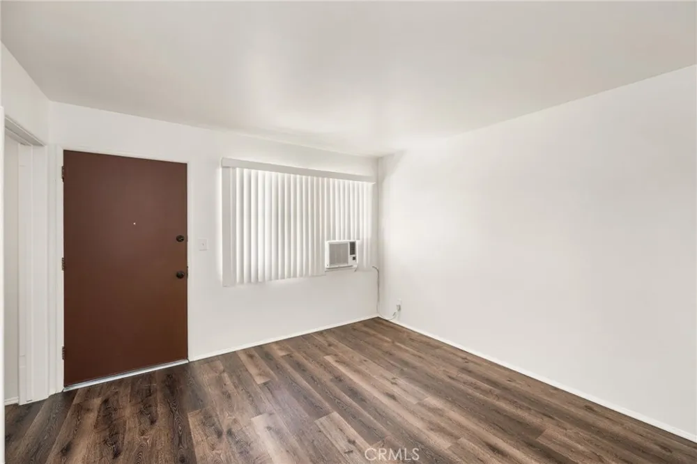124 W Adele Anaheim, CA 92805
