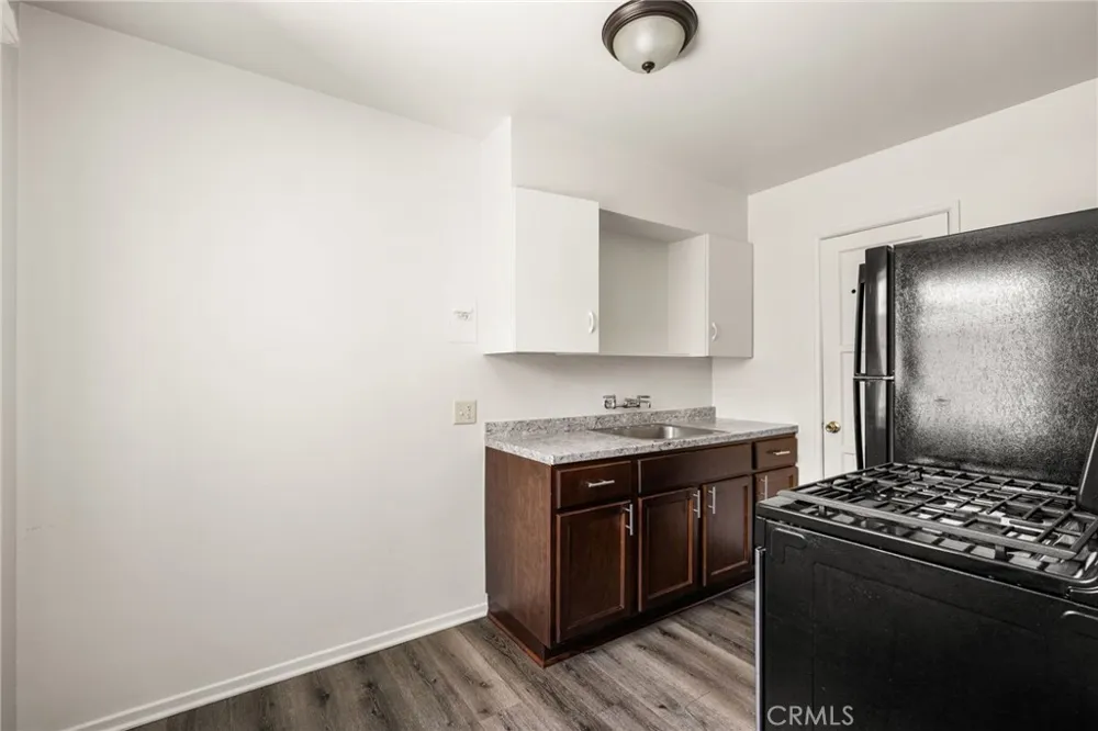 124 W Adele Anaheim, CA 92805