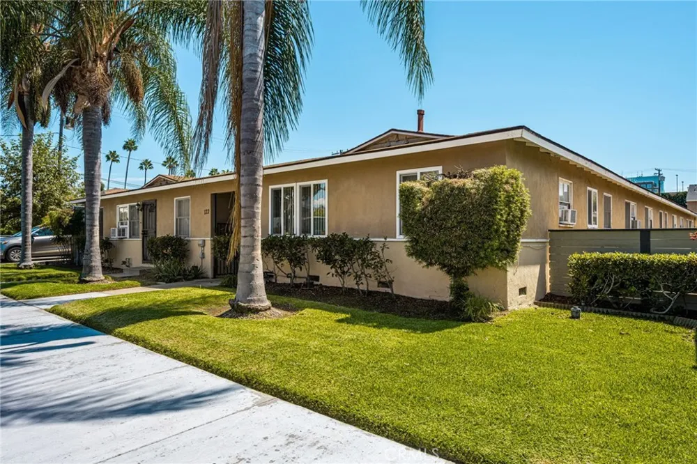 124 W Adele Anaheim, CA 92805