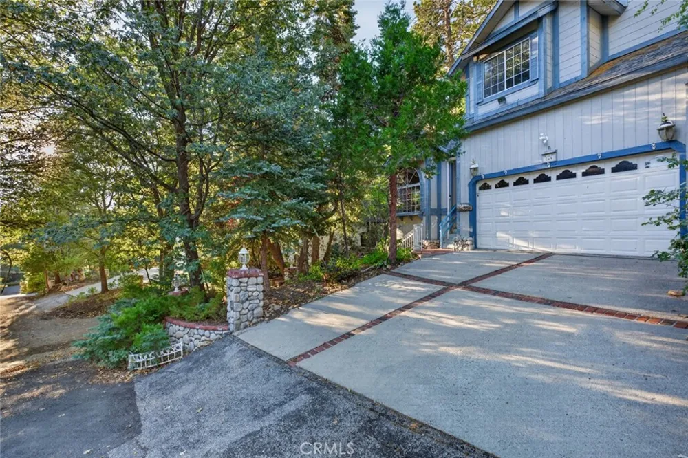 264 El Dorado Drive Lake Arrowhead, CA 92352