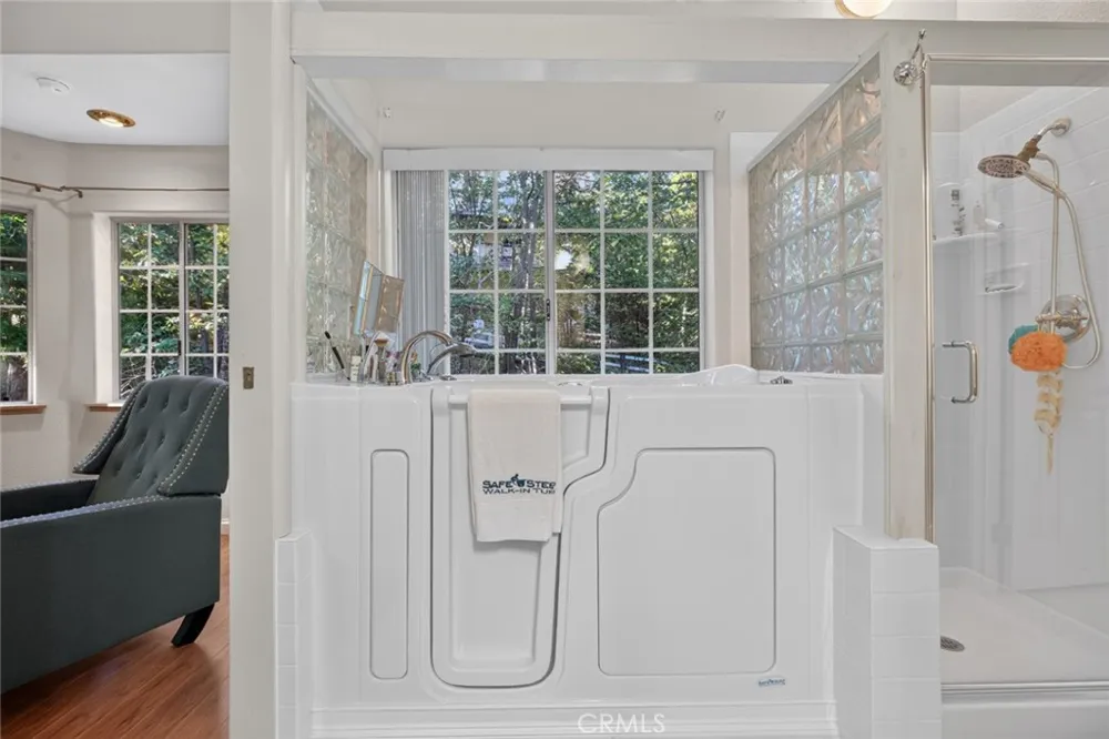 264 El Dorado Drive Lake Arrowhead, CA 92352