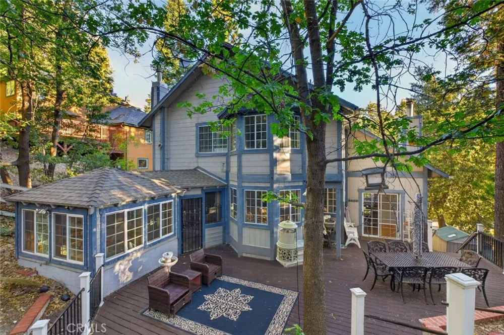 264 El Dorado Drive Lake Arrowhead, CA 92352