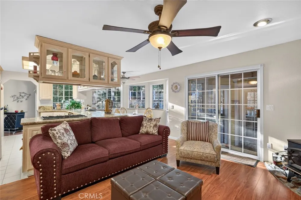 264 El Dorado Drive Lake Arrowhead, CA 92352