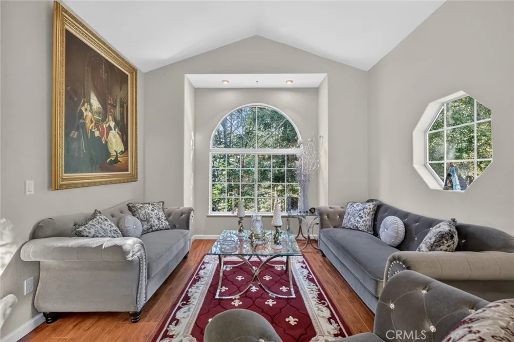 264 El Dorado Drive Lake Arrowhead, CA 92352