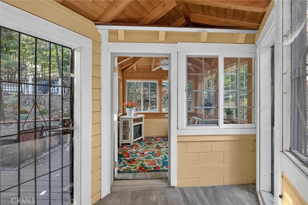 264 El Dorado Drive Lake Arrowhead, CA 92352