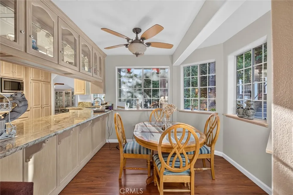 264 El Dorado Drive Lake Arrowhead, CA 92352
