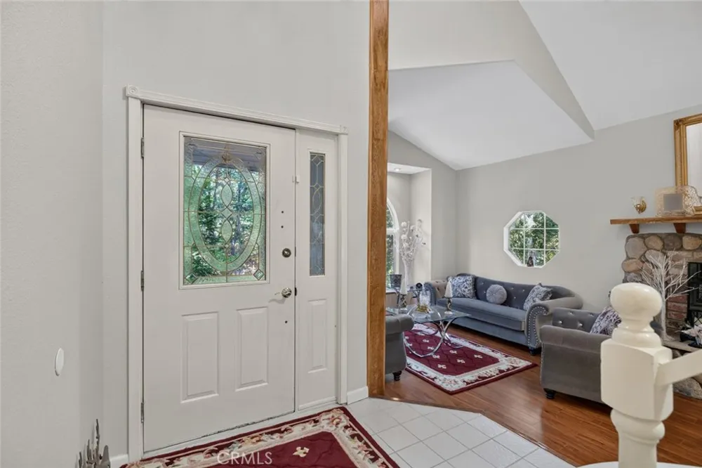 264 El Dorado Drive Lake Arrowhead, CA 92352
