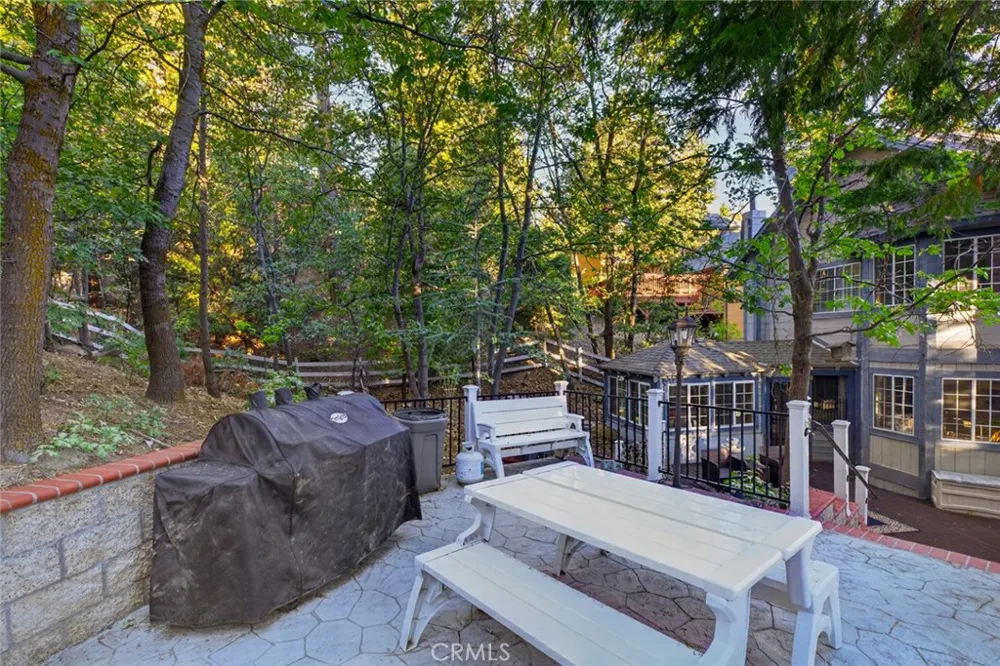 264 El Dorado Drive Lake Arrowhead, CA 92352