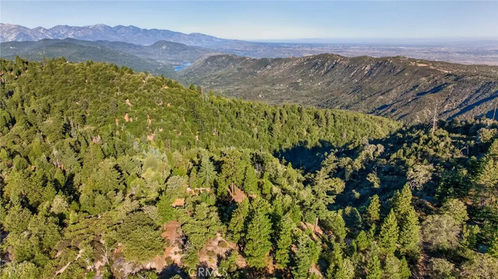264 El Dorado Drive Lake Arrowhead, CA 92352
