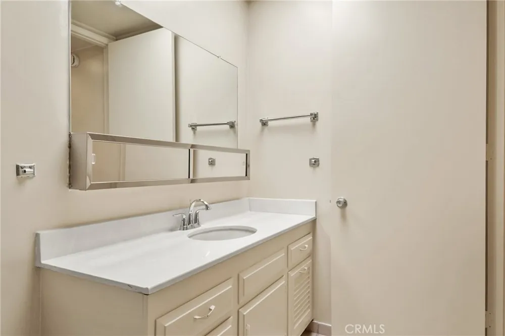 2103 Ronda Granada #U Laguna Woods, CA 92637