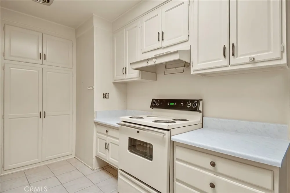 2103 Ronda Granada #U Laguna Woods, CA 92637