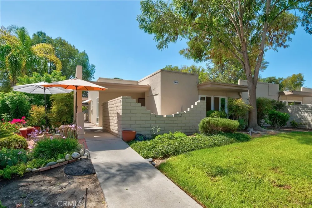 2103 Ronda Granada #U Laguna Woods, CA 92637