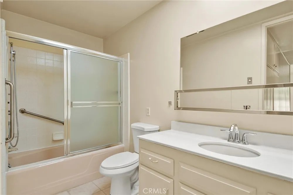 2103 Ronda Granada #U Laguna Woods, CA 92637
