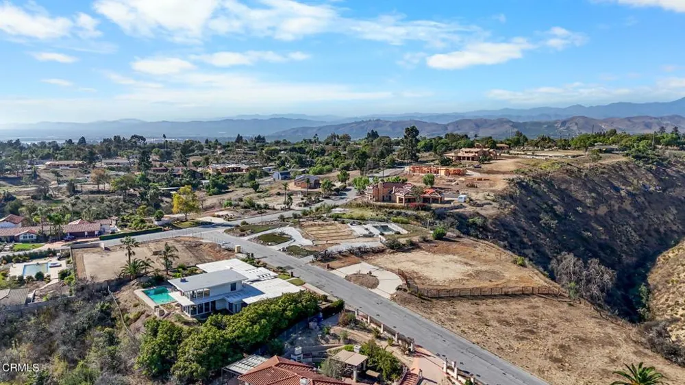 631 Corriente Court Camarillo, CA 93010