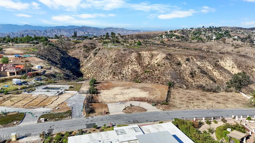 631 Corriente Court Camarillo, CA 93010