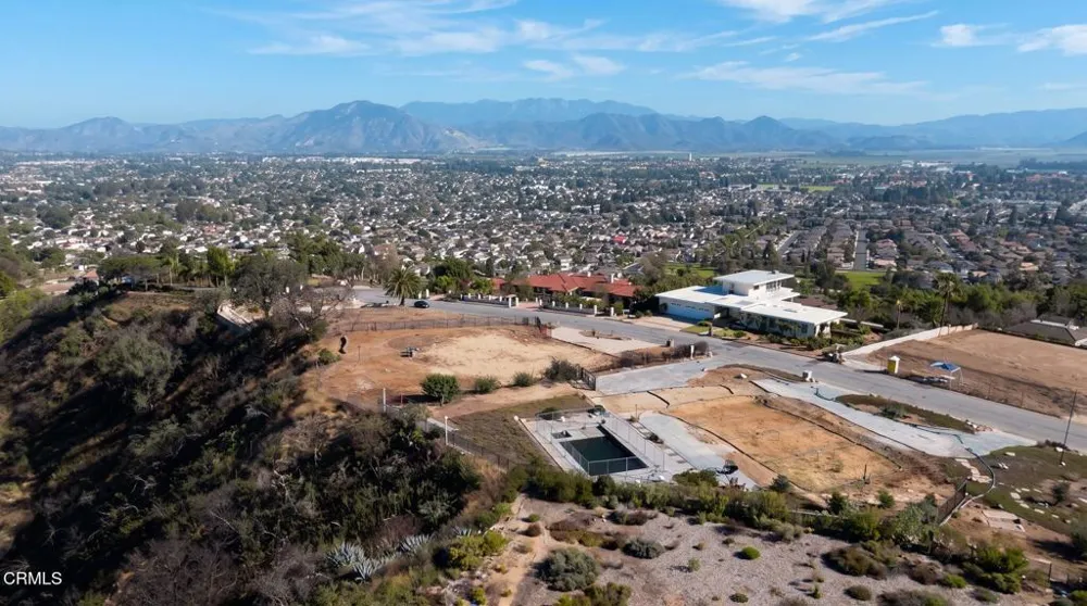 631 Corriente Court Camarillo, CA 93010