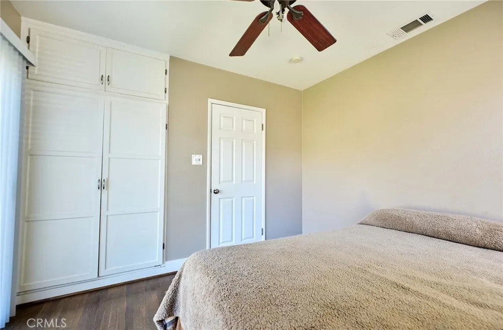 901 10th Upland, CA 91786