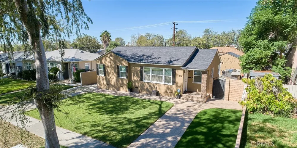 901 10th Upland, CA 91786