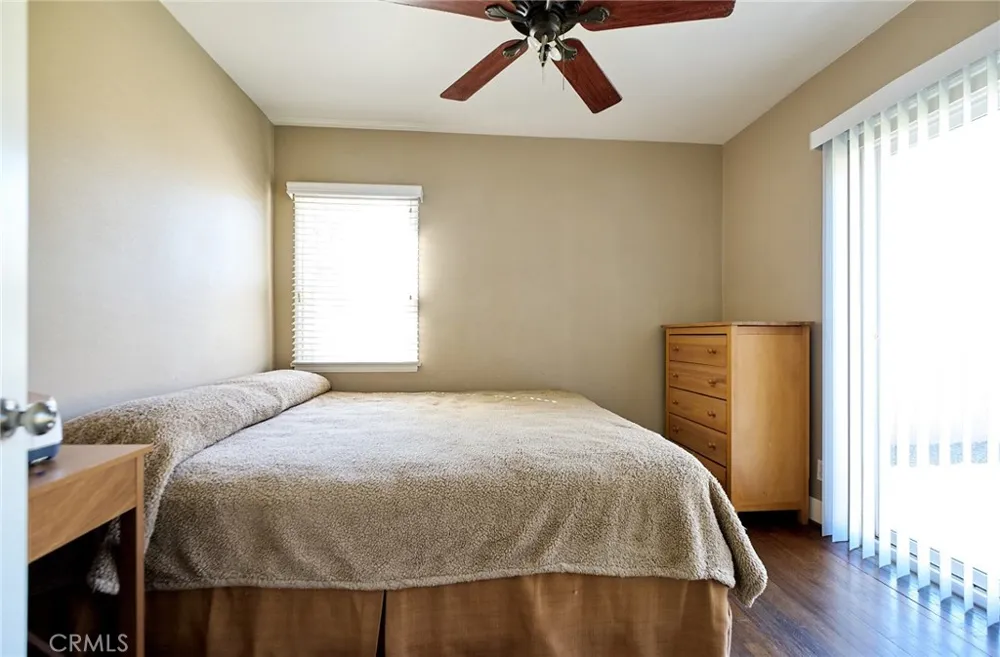 901 10th Upland, CA 91786