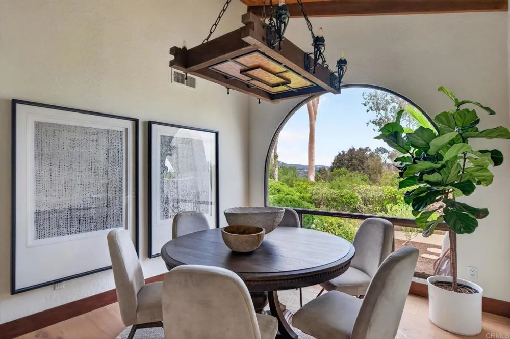 2223 El Camino Del Norte Encinitas, CA 92024