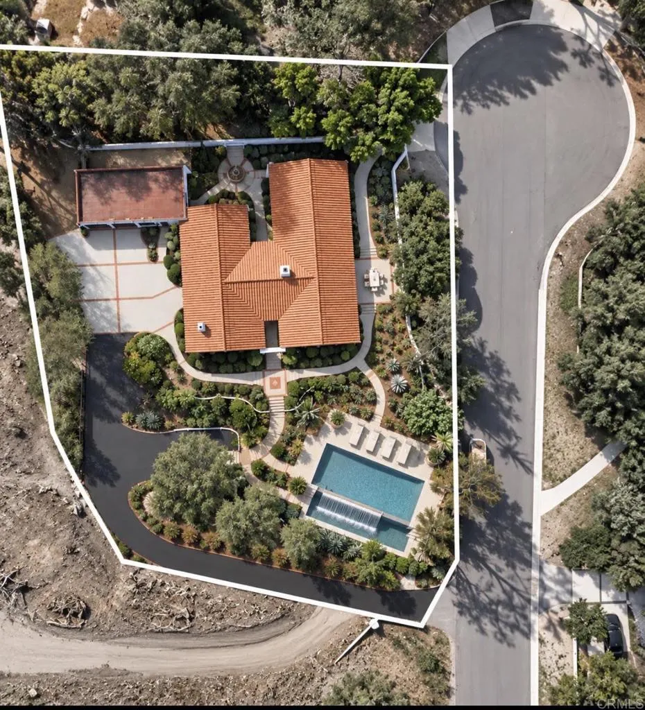 2223 El Camino Del Norte Encinitas, CA 92024