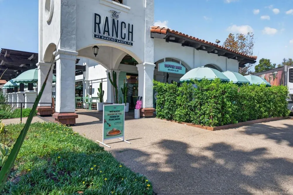 2223 El Camino Del Norte Encinitas, CA 92024