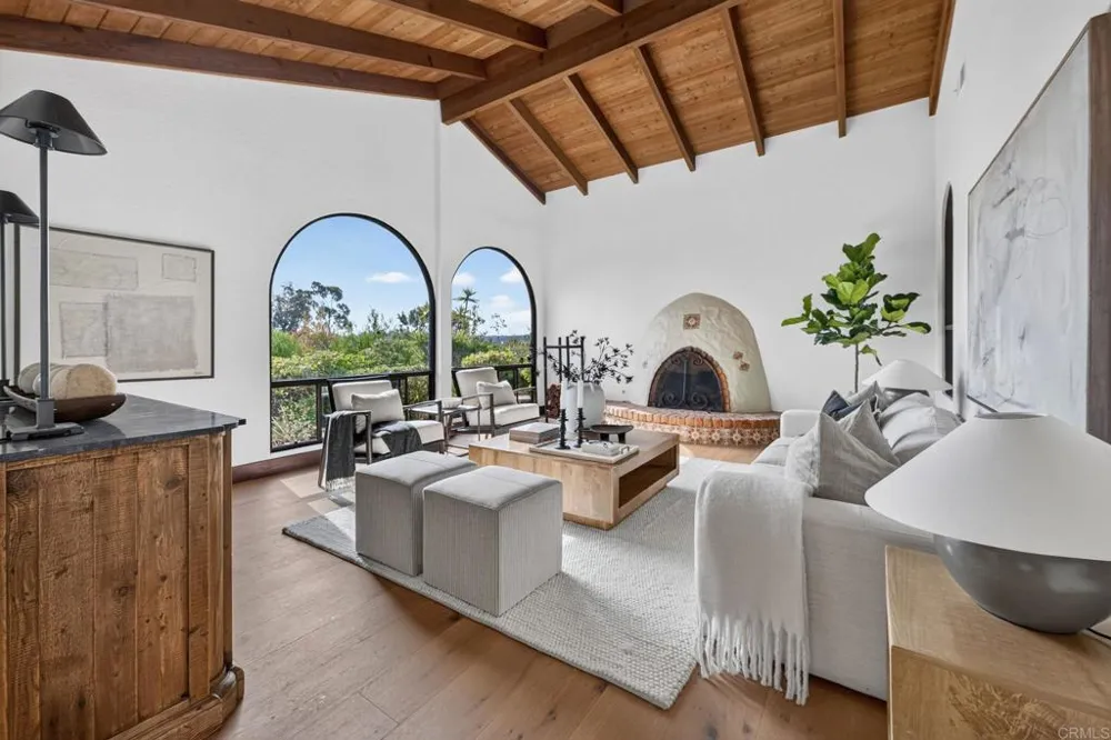 2223 El Camino Del Norte Encinitas, CA 92024