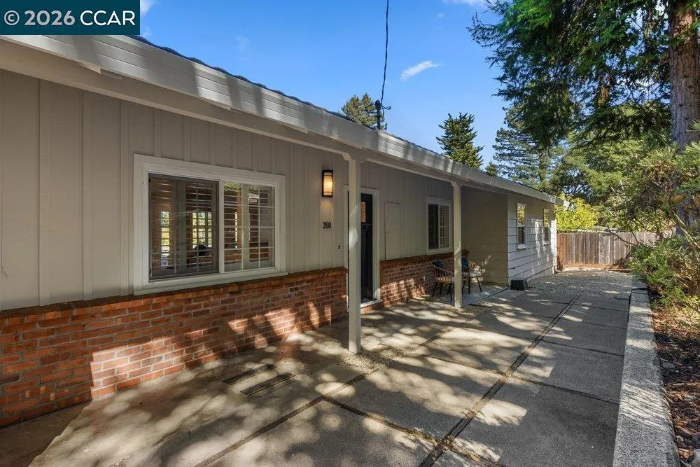 358 El Toyonal Orinda, CA 94563