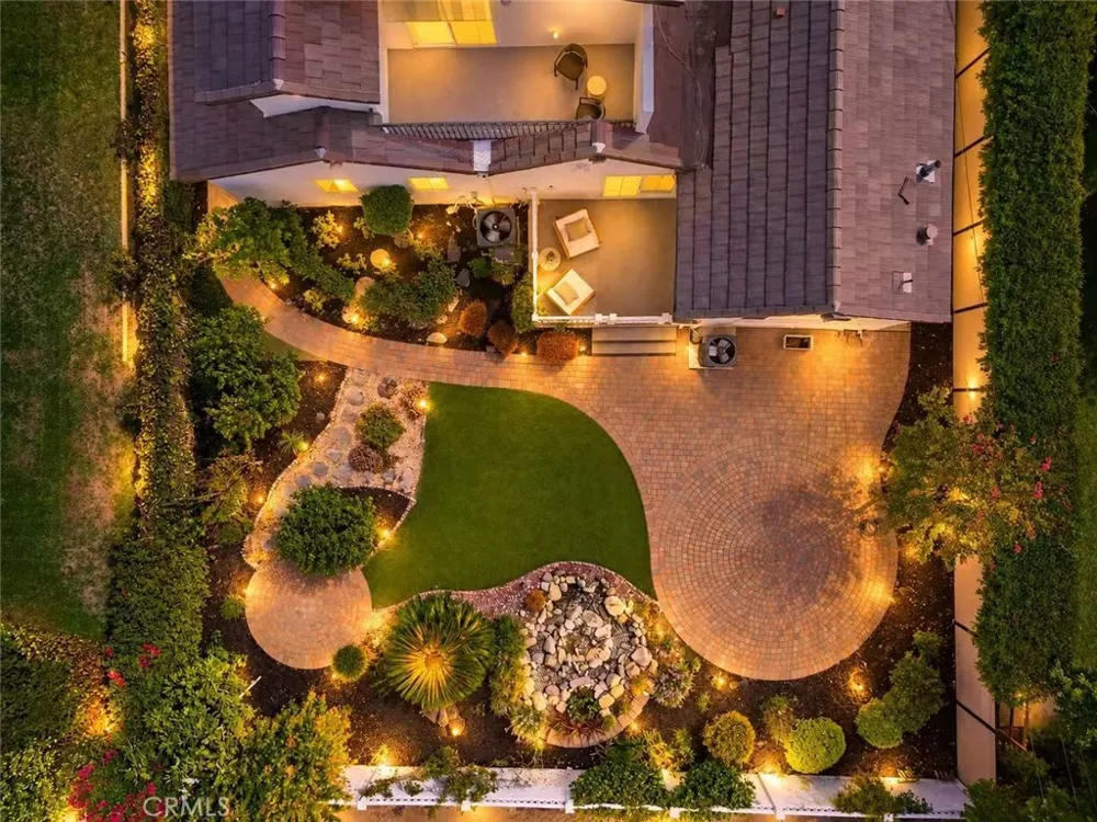 323 Santa Rosa Road Arcadia, CA 91007