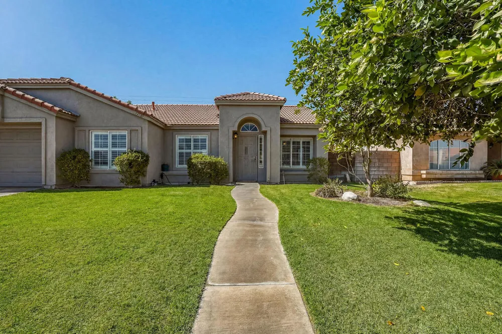 77729 Edinborough Street Palm Desert, CA 92211