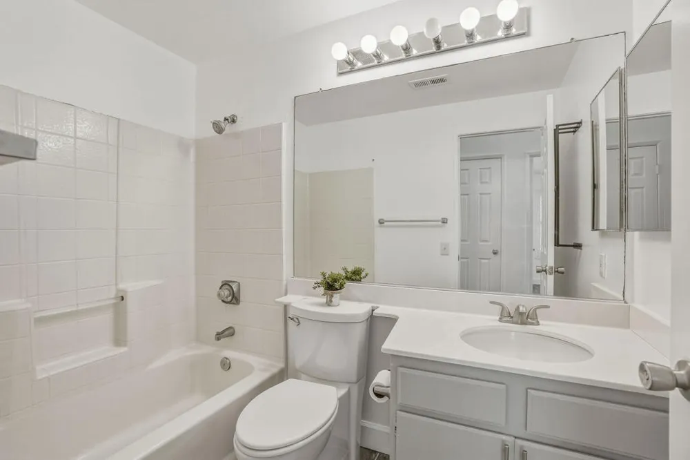 77729 Edinborough Street Palm Desert, CA 92211