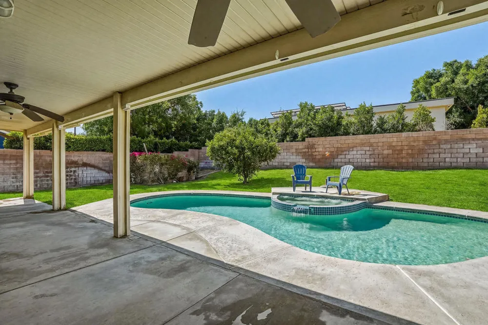 77729 Edinborough Street Palm Desert, CA 92211