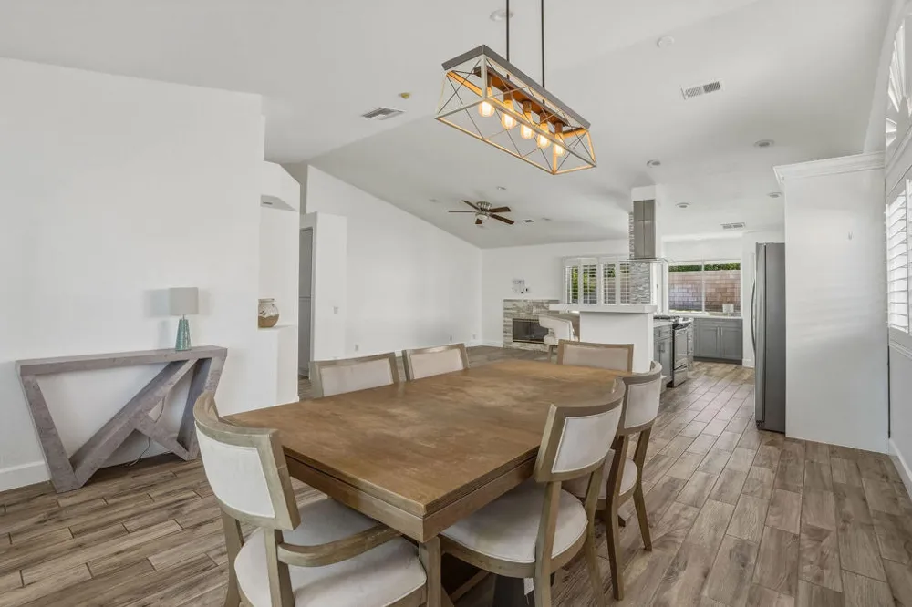 77729 Edinborough Street Palm Desert, CA 92211