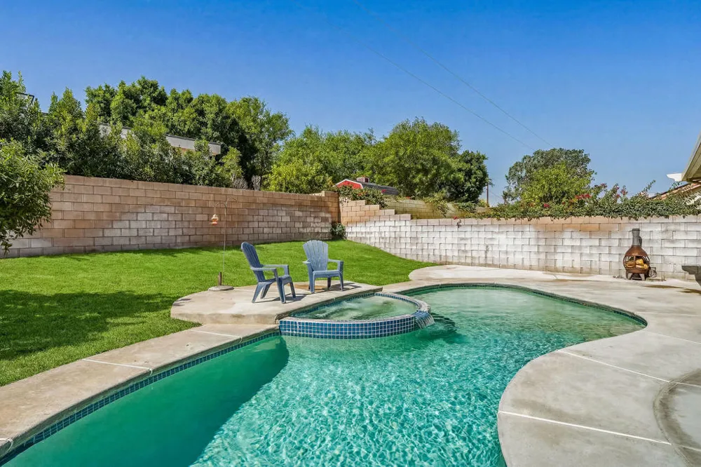 77729 Edinborough Street Palm Desert, CA 92211