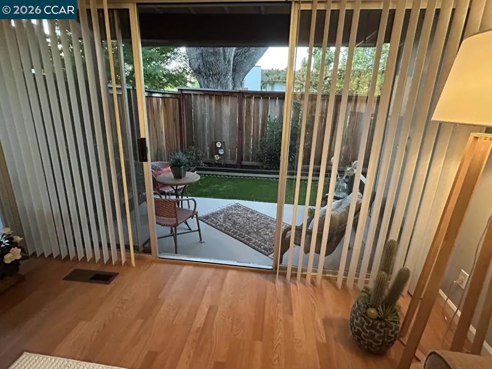 34 Massolo Dr #B Pleasant Hill, CA 94523
