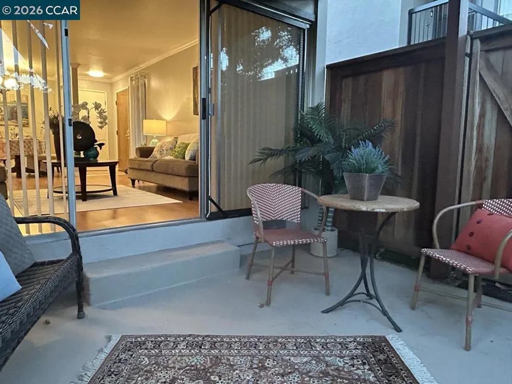 34 Massolo Dr #B Pleasant Hill, CA 94523