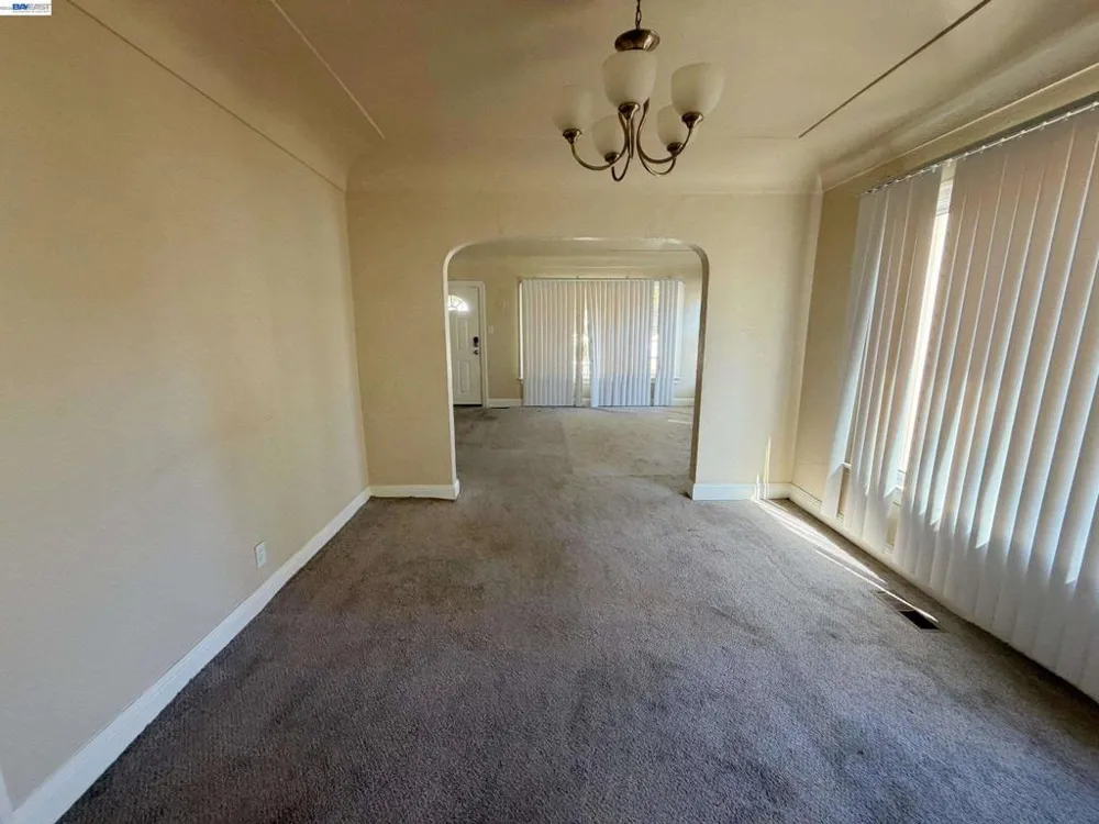 7 Howard Ave Vallejo, CA 94590