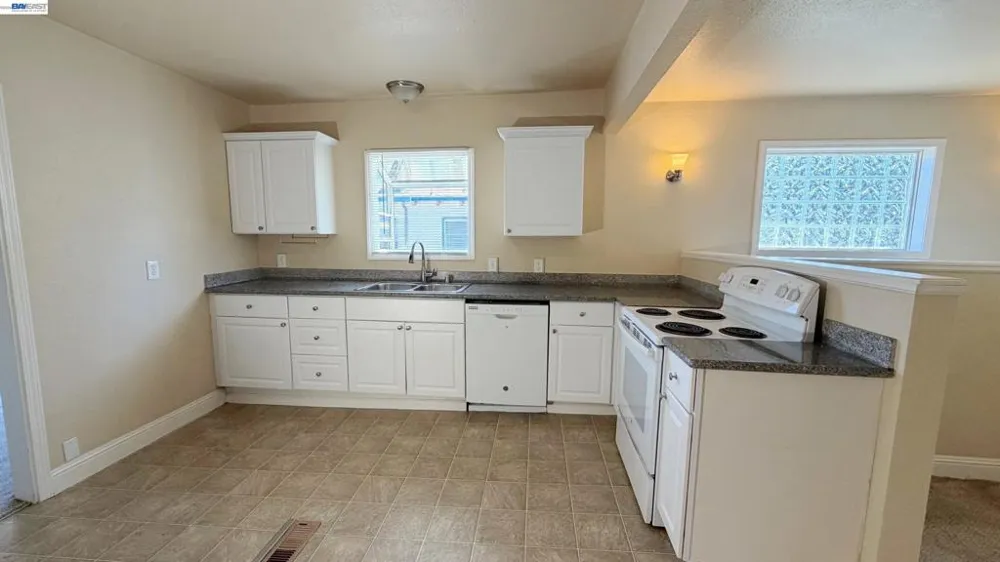 7 Howard Ave Vallejo, CA 94590