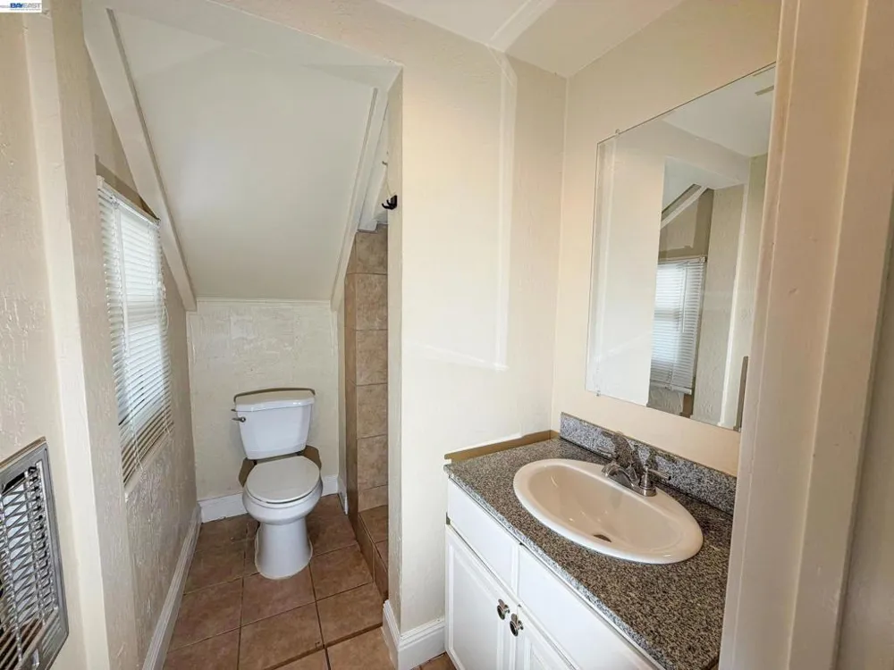 7 Howard Ave Vallejo, CA 94590