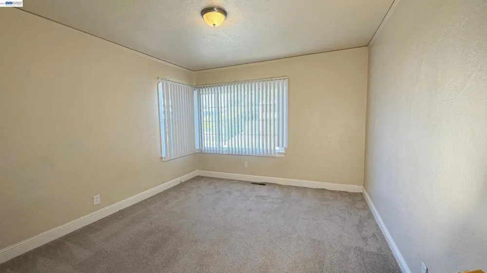 7 Howard Ave Vallejo, CA 94590
