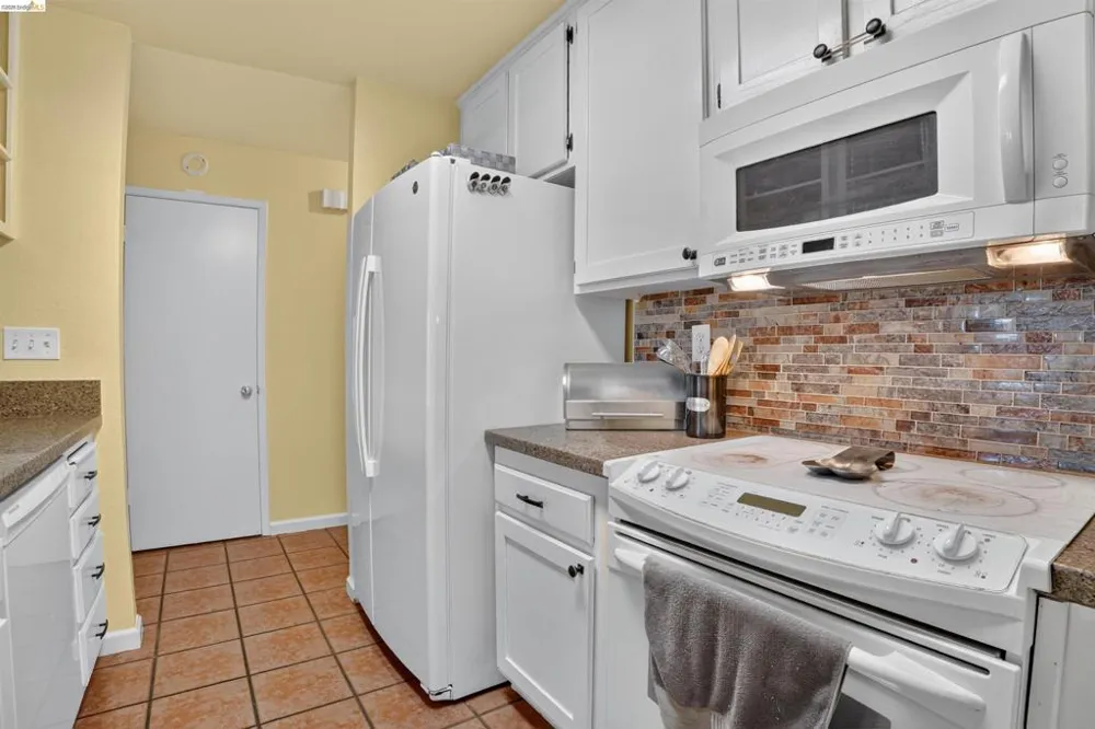 109 Peppermill Ln Pittsburg, CA 94565