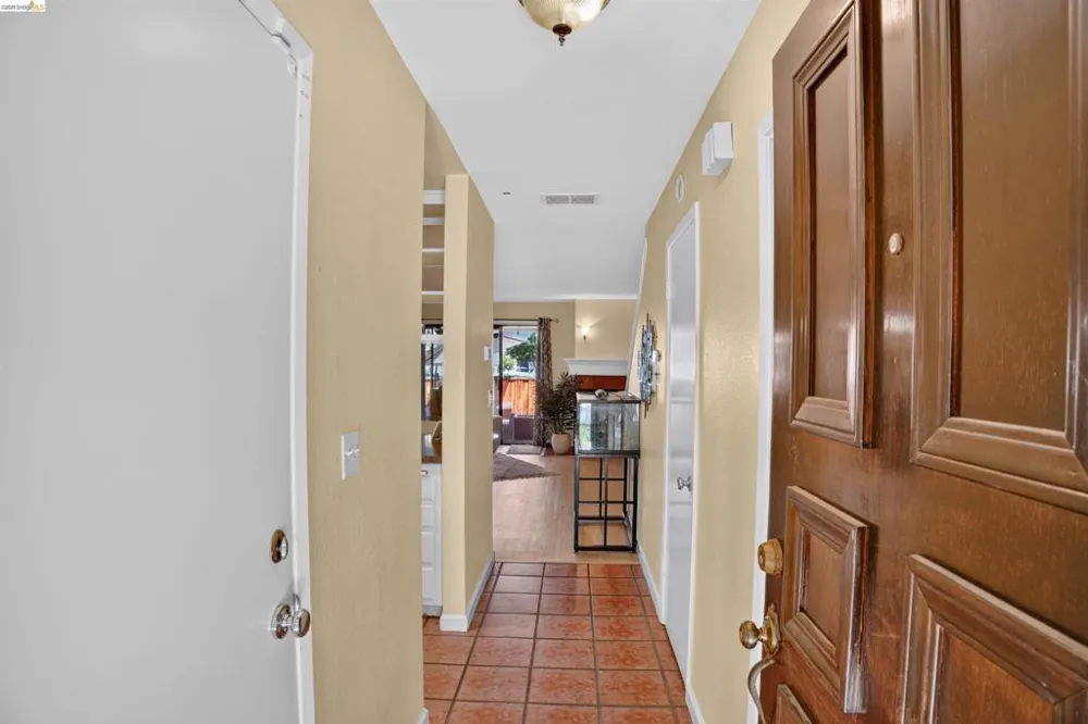 109 Peppermill Ln Pittsburg, CA 94565