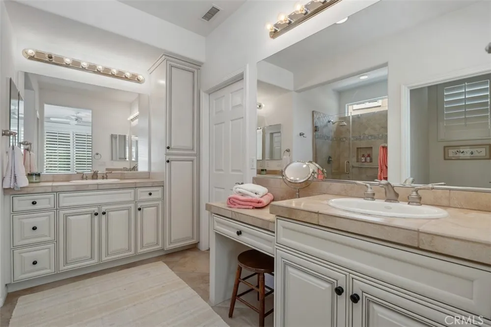 60585 Desert Rose Drive La Quinta, CA 92253
