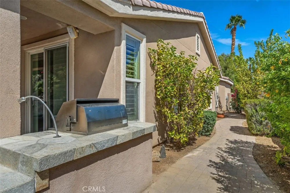 60585 Desert Rose Drive La Quinta, CA 92253