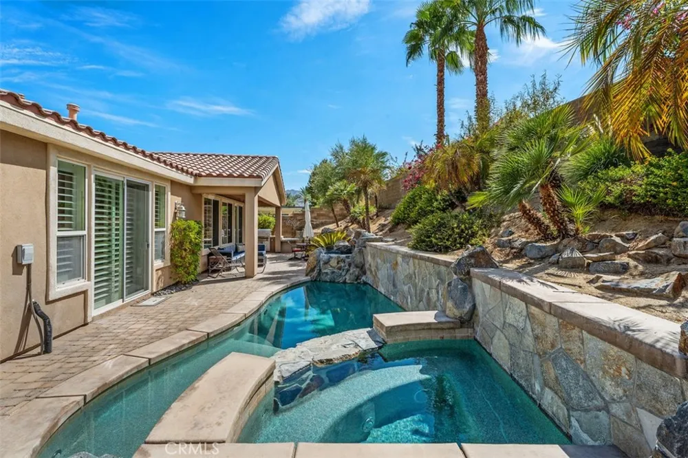 60585 Desert Rose Drive La Quinta, CA 92253