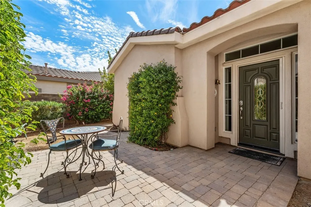 60585 Desert Rose Drive La Quinta, CA 92253